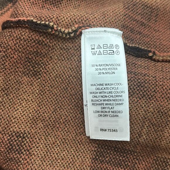 Tahari Plaid Rayon Long Sleeve Cropped Collared Blazer Jacket Size L - Picture 9 of 9